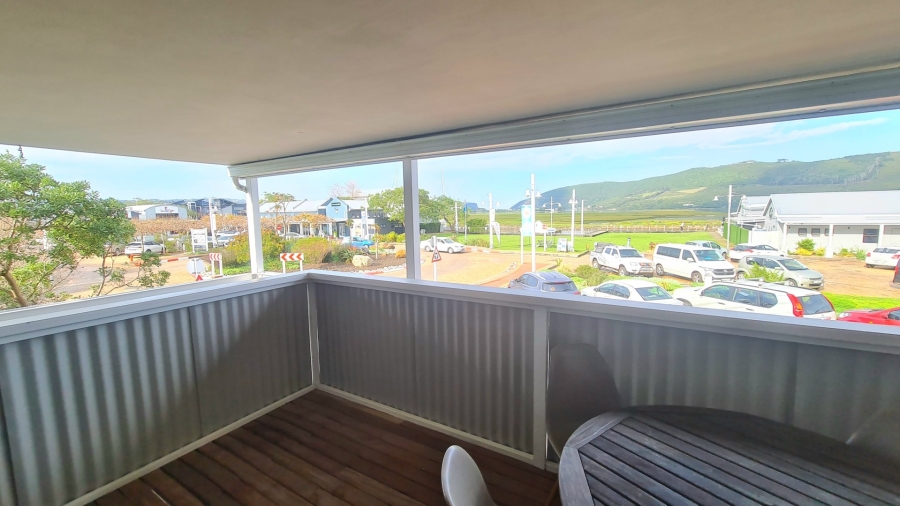 To Let 1 Bedroom Property for Rent in Thesen Islands Western Cape